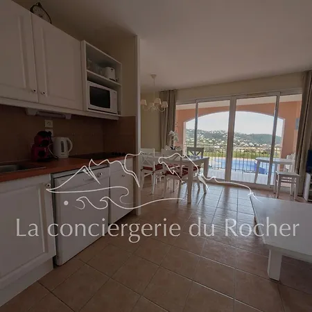 2 A 4 Pers, Piscine, Vue Aux Issambres 公寓